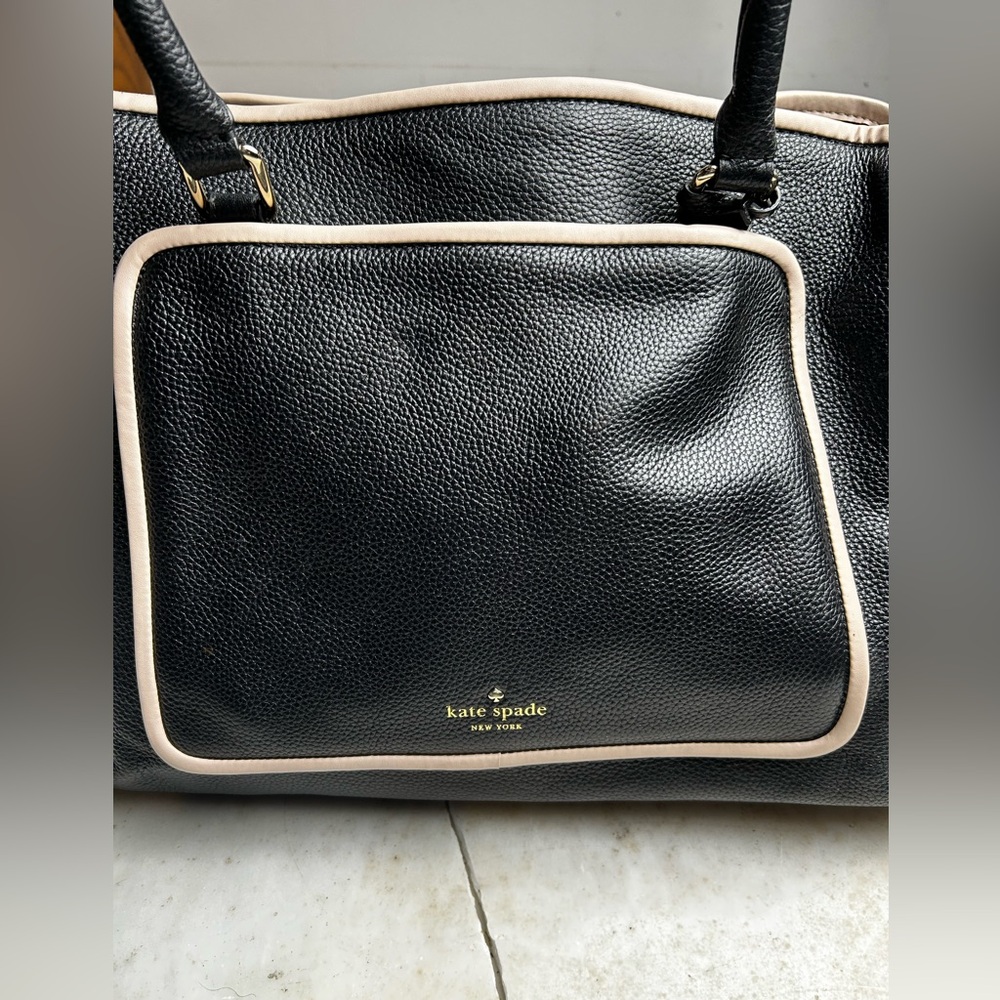 Kate Spade Black Tote “Evangelie Ward Place” - Picture 4 of 15